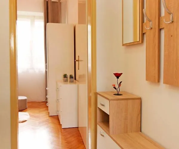 Apartment Zuvela Vela Luka