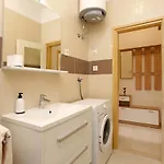 Zuvela 아파트 *
