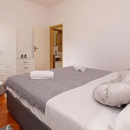 Apartment Zuvela